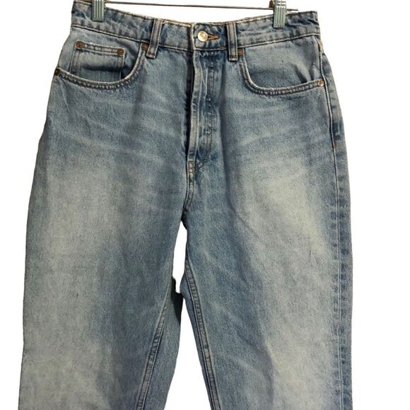 Zara jeans women’s size 6 light wash cropped raw hem button fly - Picture 3 of 7